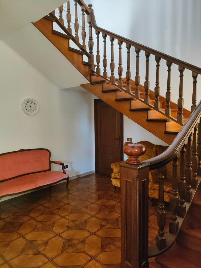 Villa Flora Affittacamere Luni Экстерьер фото