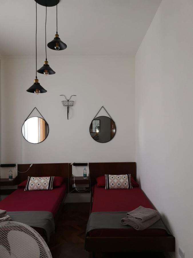 Villa Flora Affittacamere Luni Экстерьер фото